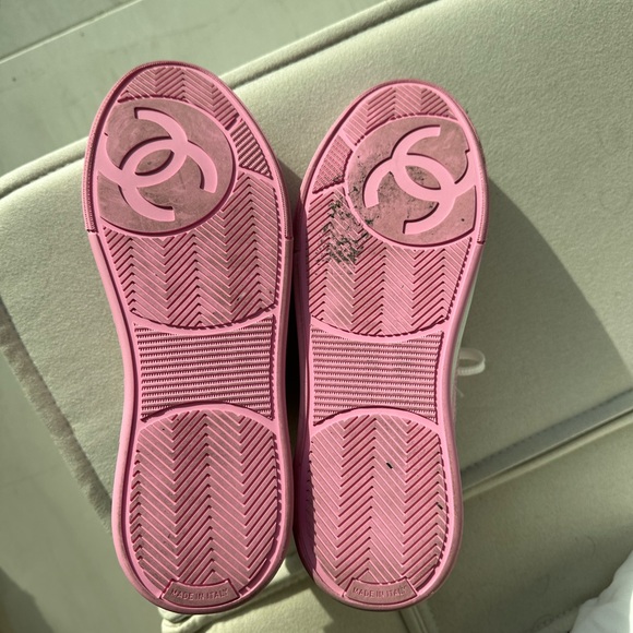 Chanel sneakers 38.5 - Picture 7 of 8